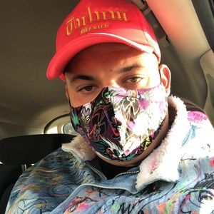 Meet your Posher, Tomek